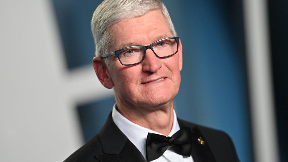 John Ternus will replace Tim Cook as Apple CEO