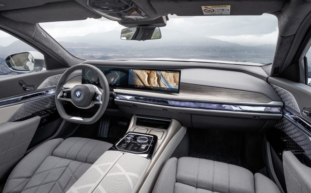 2023 Bmw 7 Series With Tv Bmw S 2023 7 Series Will Come With Battery Electric Or V8 Power Ars Technica