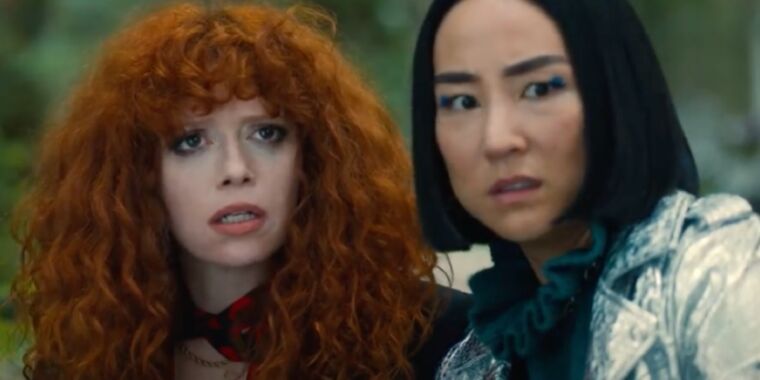 Russian Doll S2 trailer is a trippy time-traveling delight thumbnail