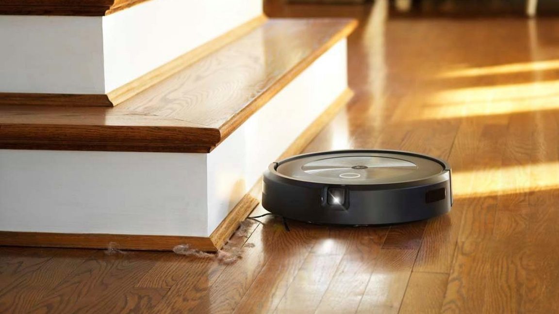 A screenshot of the iRobot Roomba j7+ robot vacuum