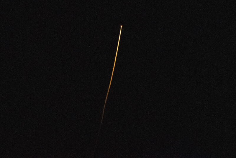 Crew Dragon <em>Endurance</em> spacecraft is seen reentering Earth's atmosphere on Friday morning.