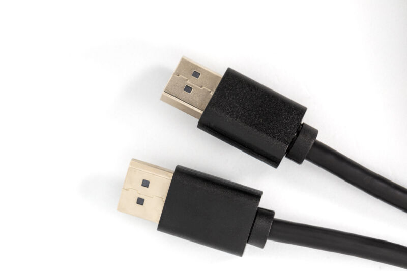 Cable Displayport on isolated white background