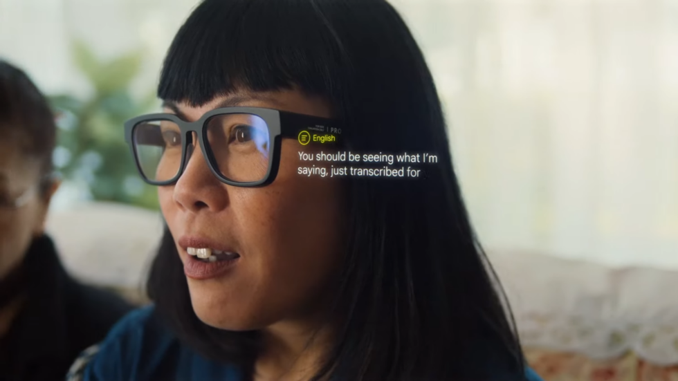 Google'ın AR gözlüklerinin prototipi. 