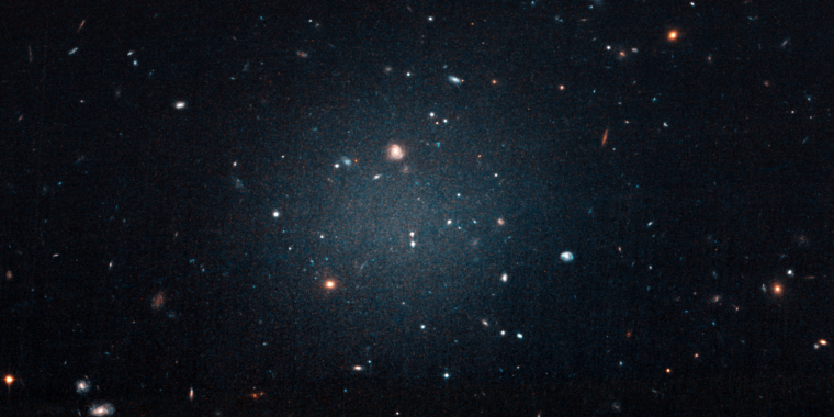 A collision strips dark matter, starts star formation - Ars Technica