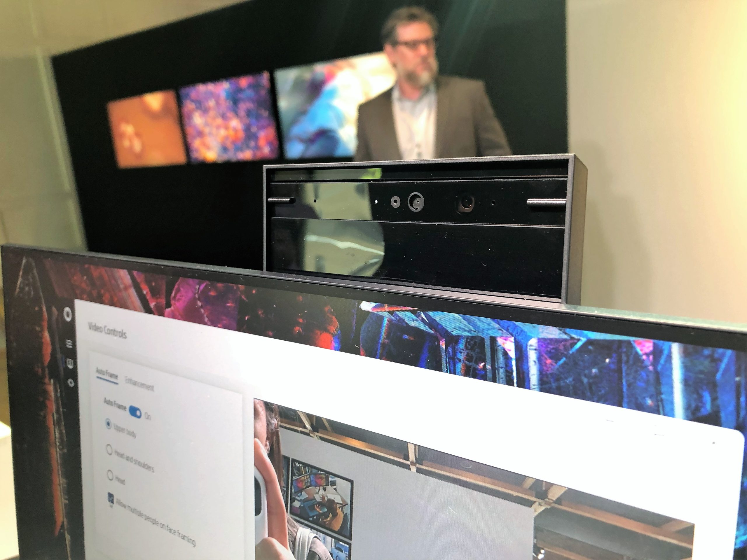 HP monitor's built-in 5 MP webcam keeps you in frame - Ars