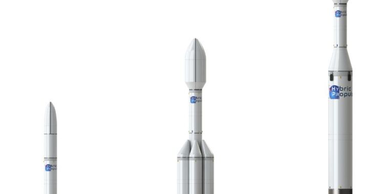 Ракетний звіт: чотири Falcon Heavy запущені цього року;  Зустрічайте багет