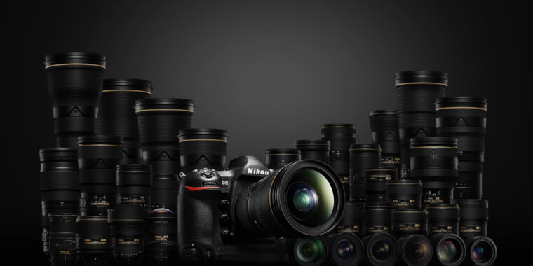 Según los informes, Nikon se une a Canon para finalizar el desarrollo de cámaras DSLR de gama alta