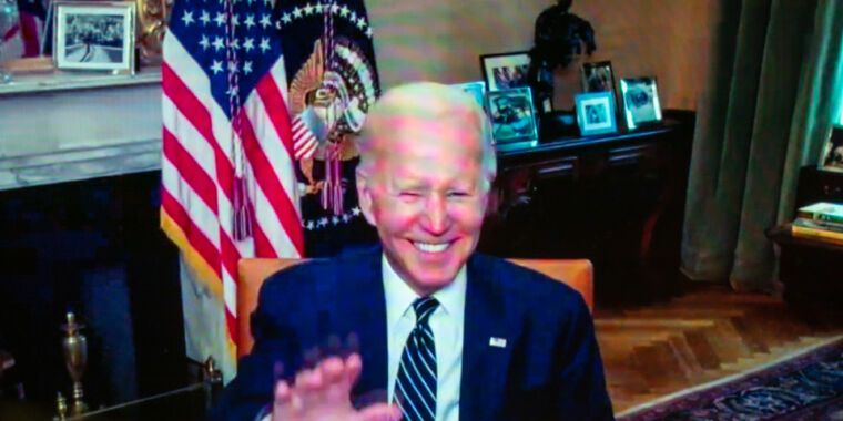 Biden tests positive again in COVID rebound, heads back to isolation [Updated]