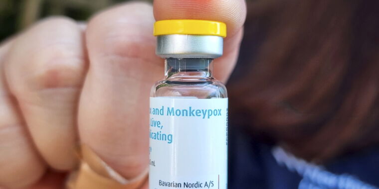 US monkeypox cases hit 1,470; CDC says more coming, and we’re short on vaccines
