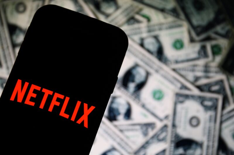 Photo of Netflix agrega tarifa de ‘hogar adicional’, bloquea el acceso a otros hogares si no paga – Ars Technica