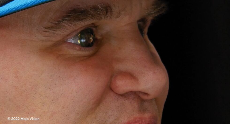 Mojo Vision CEO Drew Perkins wears the Mojo Lens in his right eye.