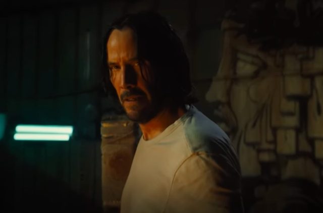 Com 'John Wick: Baba Yaga', Keanu Reeves defende o cinema