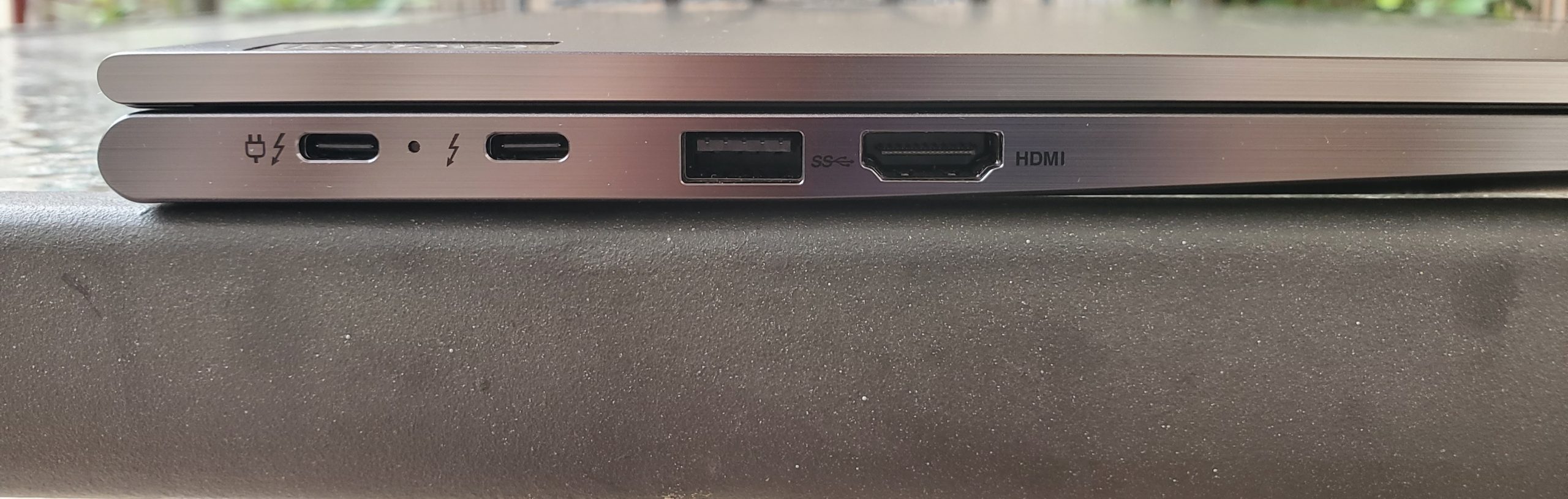 【やだもん】Lenovo ThinkPad X1 Yoga Amazon.com: Lenovo ThinkPad X1 Yoga 4th Gen Laptop (20QF