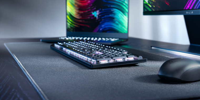 Razer's latest wireless mechanical keyboard has a low profile and a high price tag