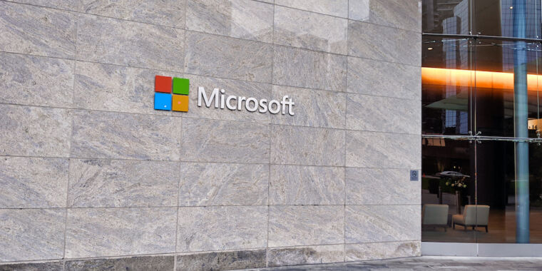 Microsoft will make major training course reversal, makes it possible for Workplace to operate untrusted macros