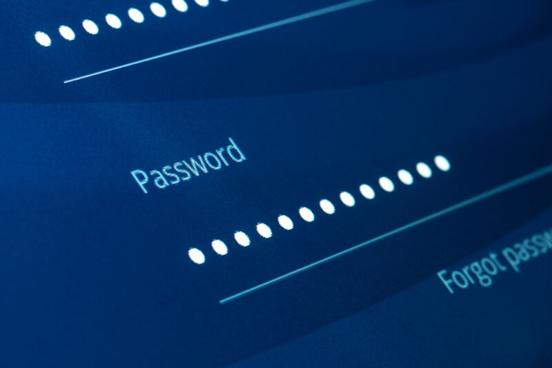 Meta paga per archiviare centinaia di milioni di password in testo semplice