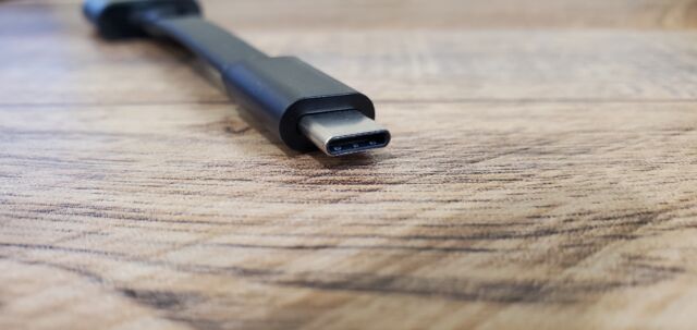 Just because it's USB-C doesn't mean you know which USB standard it uses. 