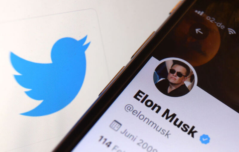 Elon Musk appears to reconcile with Apple after Twitter tirade