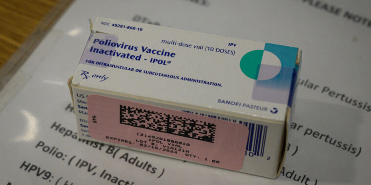 انتشار شلل الأطفال في نيويورك: نسبة التطعيم في المقاطعة الثالثة 62٪
