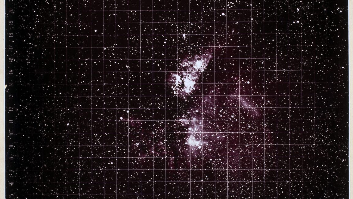 How an enormous project attempted to map the sky without computers ...