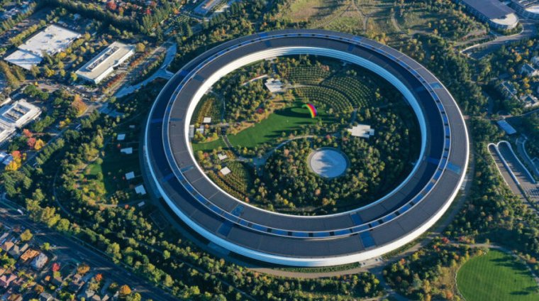 Kampus Apple Park di Cupertino, California.