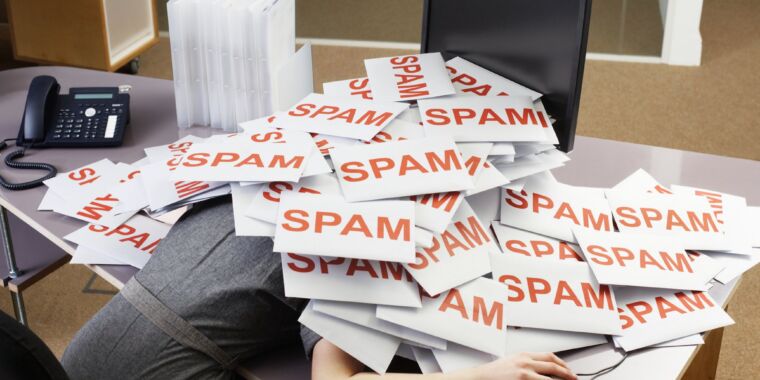 US approves Google plan to let political emails bypass Gmail spam filter thumbnail