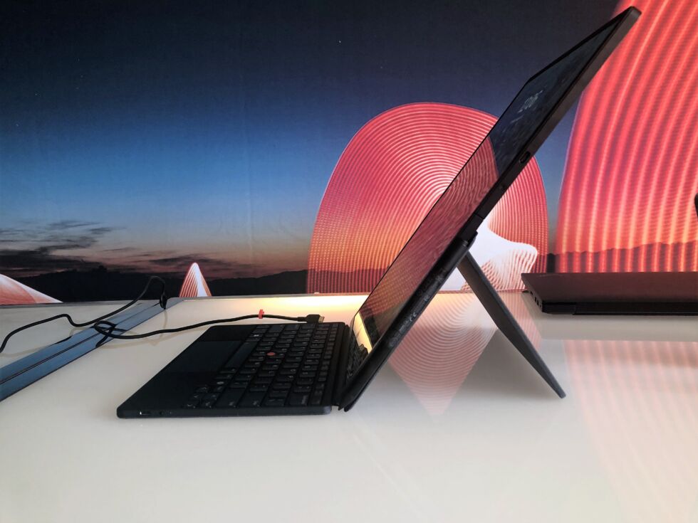 Lenovo will sell the keyboard and stand together but separate from the PC. 