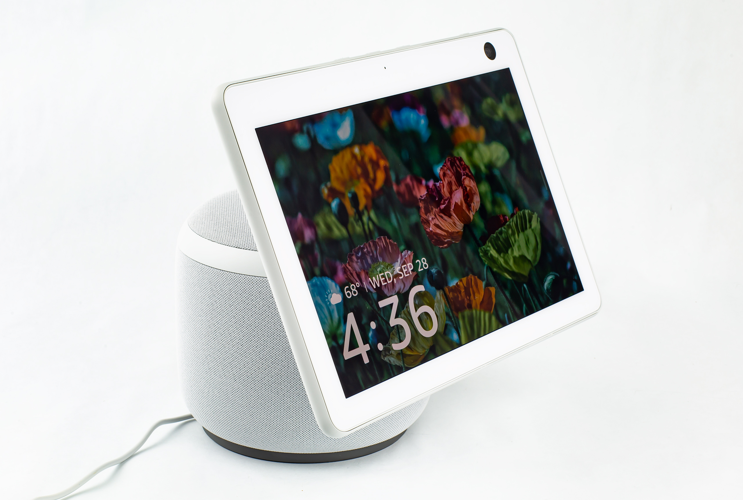 s Echo Hub is a wall-mountable smart home control panel