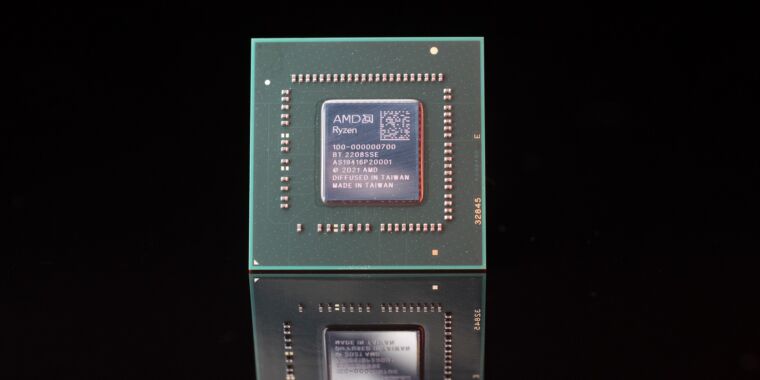 تعتبر وحدة المعالجة المركزية Ryzen 7000 المحمولة الأولى من AMD مزيجًا من القديم والجديد لأجهزة الكمبيوتر المحمولة متوسطة المدى.
