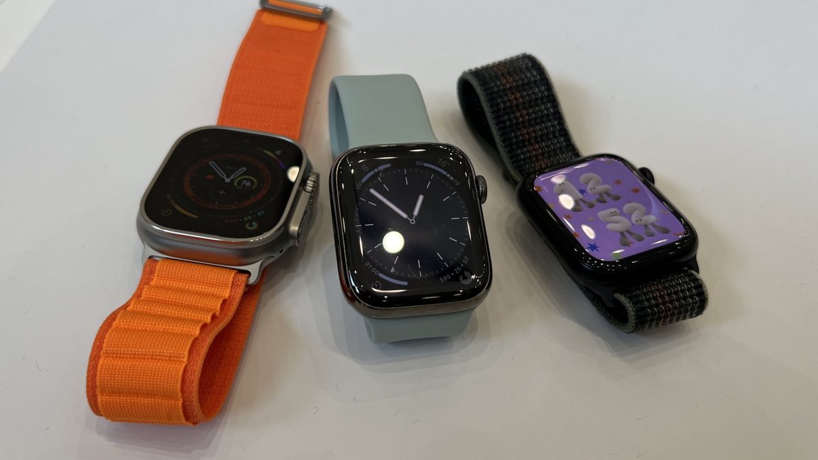 Apple-Watch-Ultra-Series-8-and
