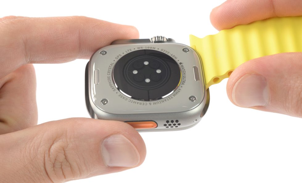 apple-watch-ultra-teardown-suggests-new-but-trickier-repair-angles