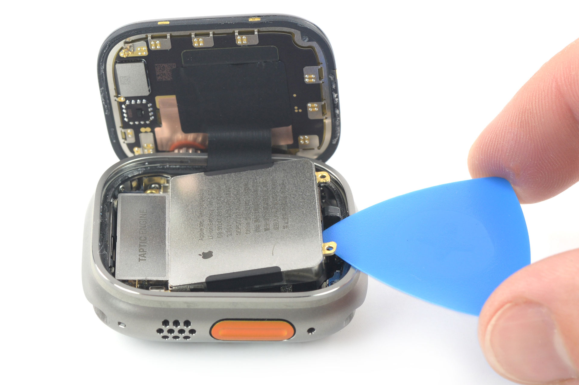 apple-watch-ultra-teardown-suggests-new-but-trickier-repair-angles