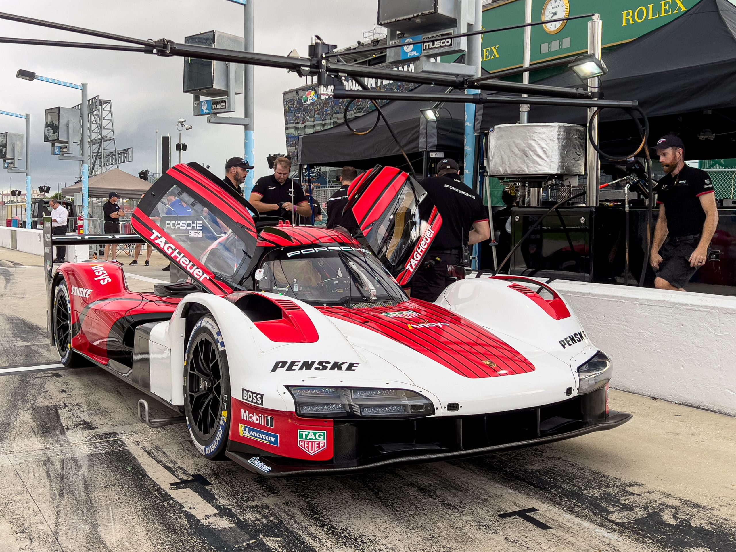 We peek inside Porsche’s private Le Mans race car test - Ars Technica