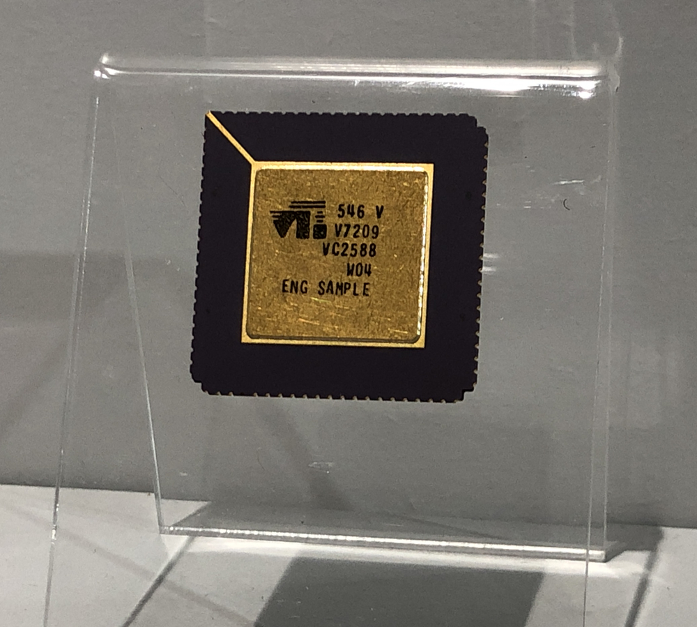 最早的 ARM 芯片之一。