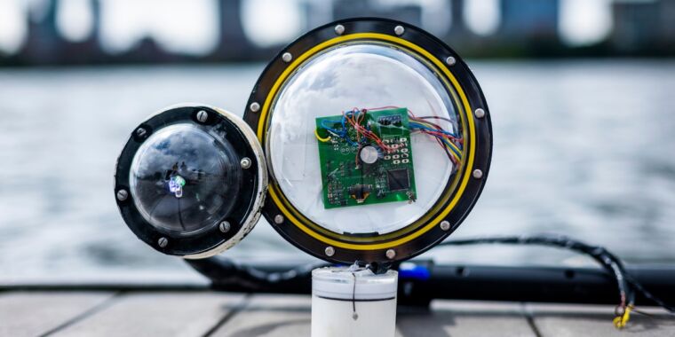 This underwater camera operates wirelessly without batteries