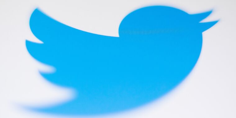 The dumb reason Twitter won’t allow retweeting tweets linking to Substack