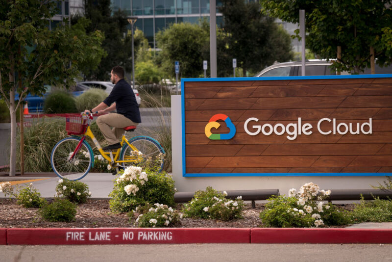 Google has gotten so cheap, employees now have to share desks