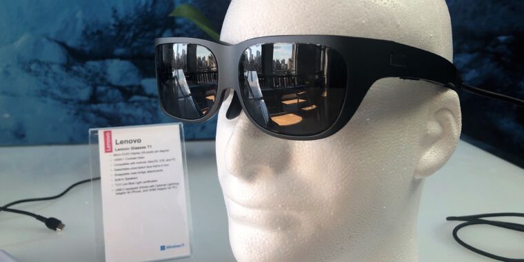 Lenovo oznamuje spotrebiteľské AR okuliare, ktoré dokážu pripojiť iPhony