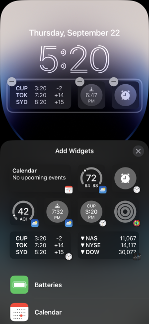 A widget gallery with square and double-width rectangular options