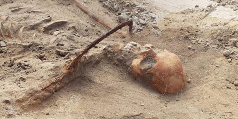 Archaeologists unearth remains of 17th-century female “vampire” in Poland
