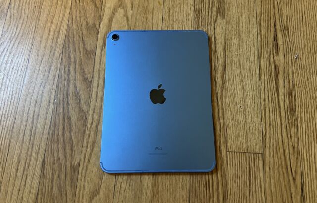iPad (2022) Review: Impressive, but it's time to rethink the iPad lineup