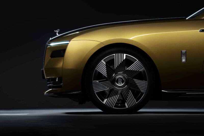 The 2024 Rolls-Royce Spectre EV will ride on 23-inch wheels.