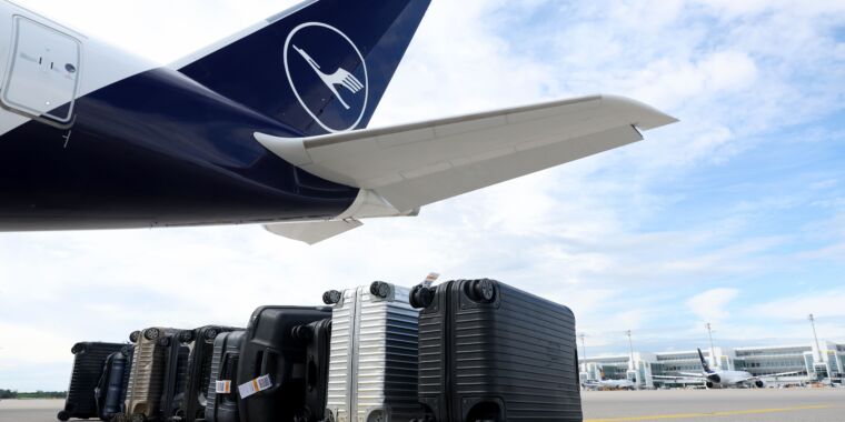 Lufthansa awkwardly abandons AirTag ban after baffling face plant