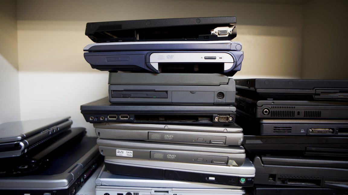 “Old/weird laptops” sought to help test Linux kernel backlight drivers ...