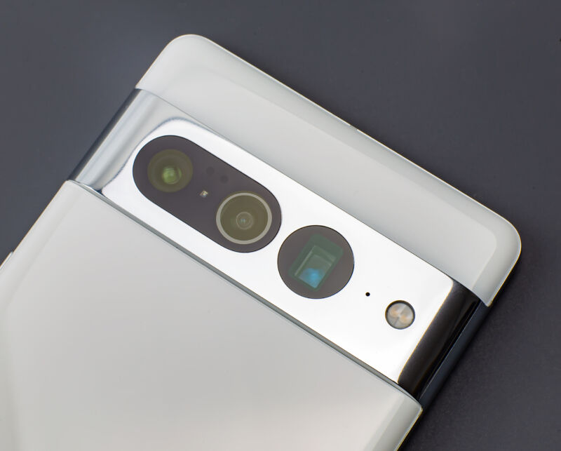 The Pixel 7 Pro camera layout. Between the first two lenses, you can make out sensors for laser autofocus and a color sensor. 