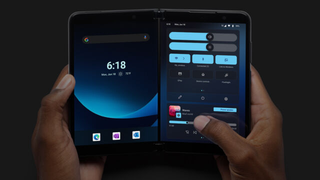 RIP Surface Duo—Microsoft reportedly gives up on the weird form
