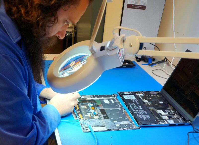 Framework is investigating  and servicing refurbished laptops astatine  a installation  successful  New Jersey and selling refurbished enlargement  cards to spell  with them.