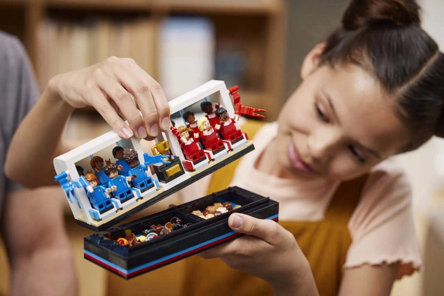 250 Lego foosball table includes a whopping 22 minifigs actually works Ars Technica