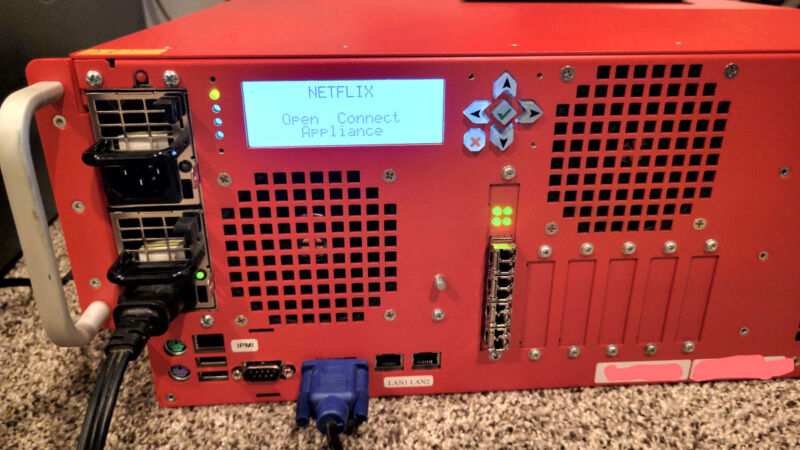 An Open Connect Appliance server from around 2013 that a Redditor acquired.
