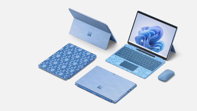 Une sous-variante élégante de la Surface Pro 9 bleue comprend un motif complexe appelé 